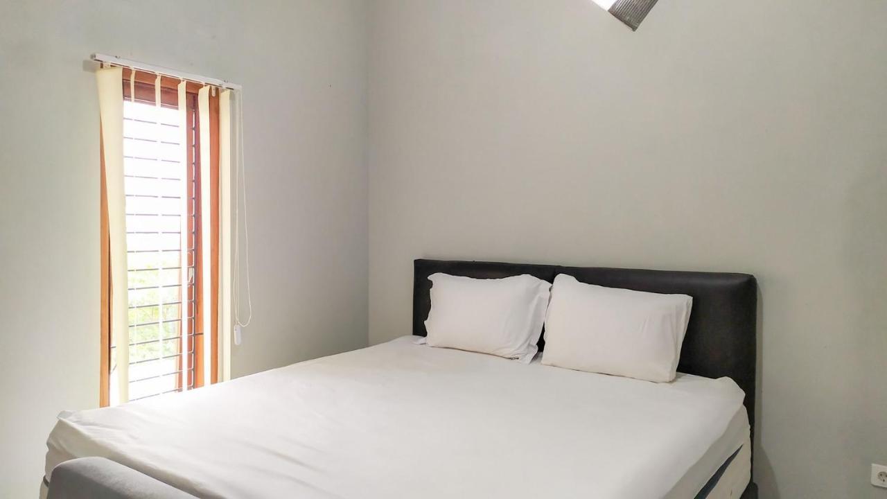 Hotel Omah Leren Mitra Reddoorz Near Gembiraloka Zoo Yogyakarta Exterior foto