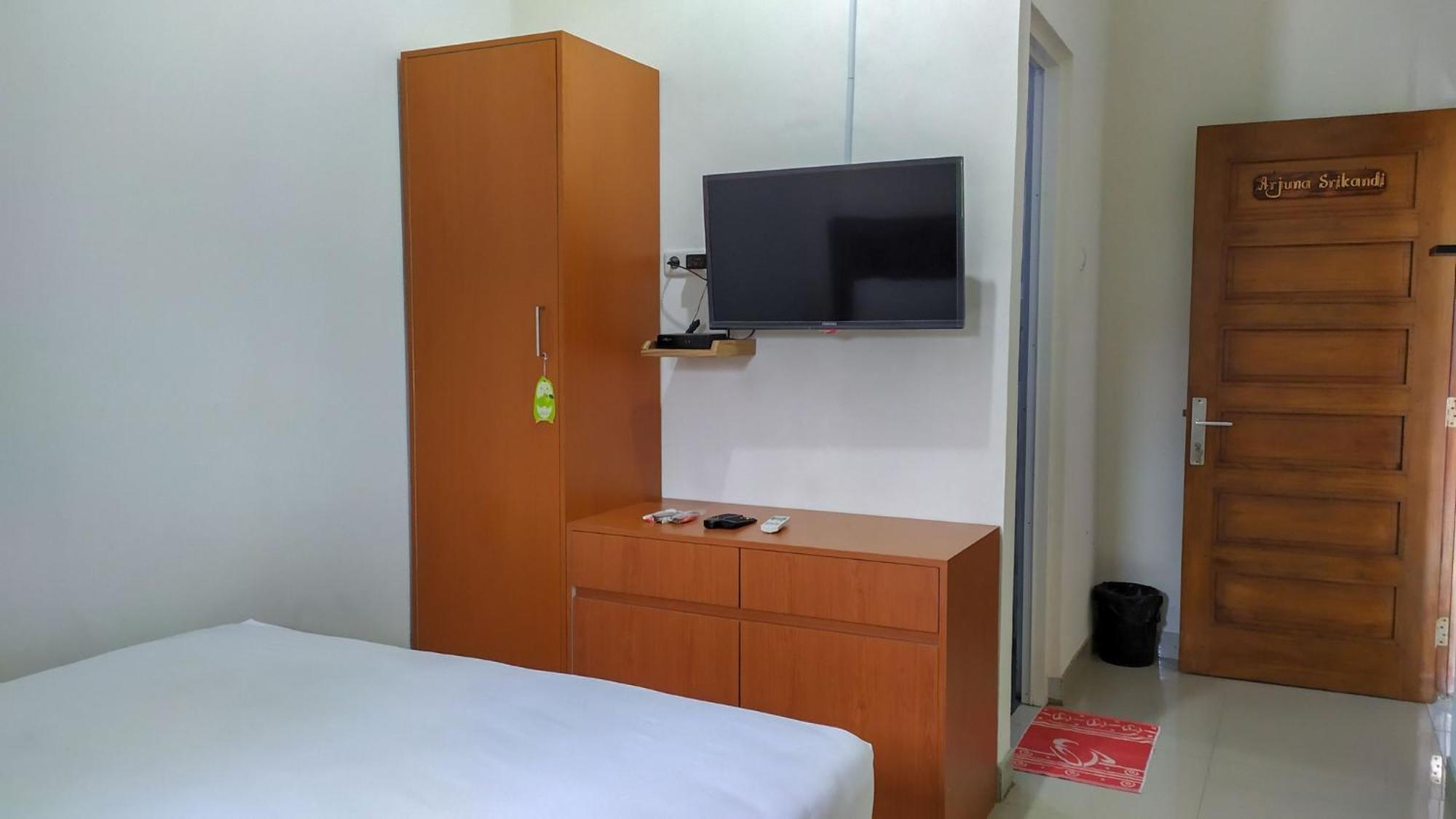 Hotel Omah Leren Mitra Reddoorz Near Gembiraloka Zoo Yogyakarta Exterior foto