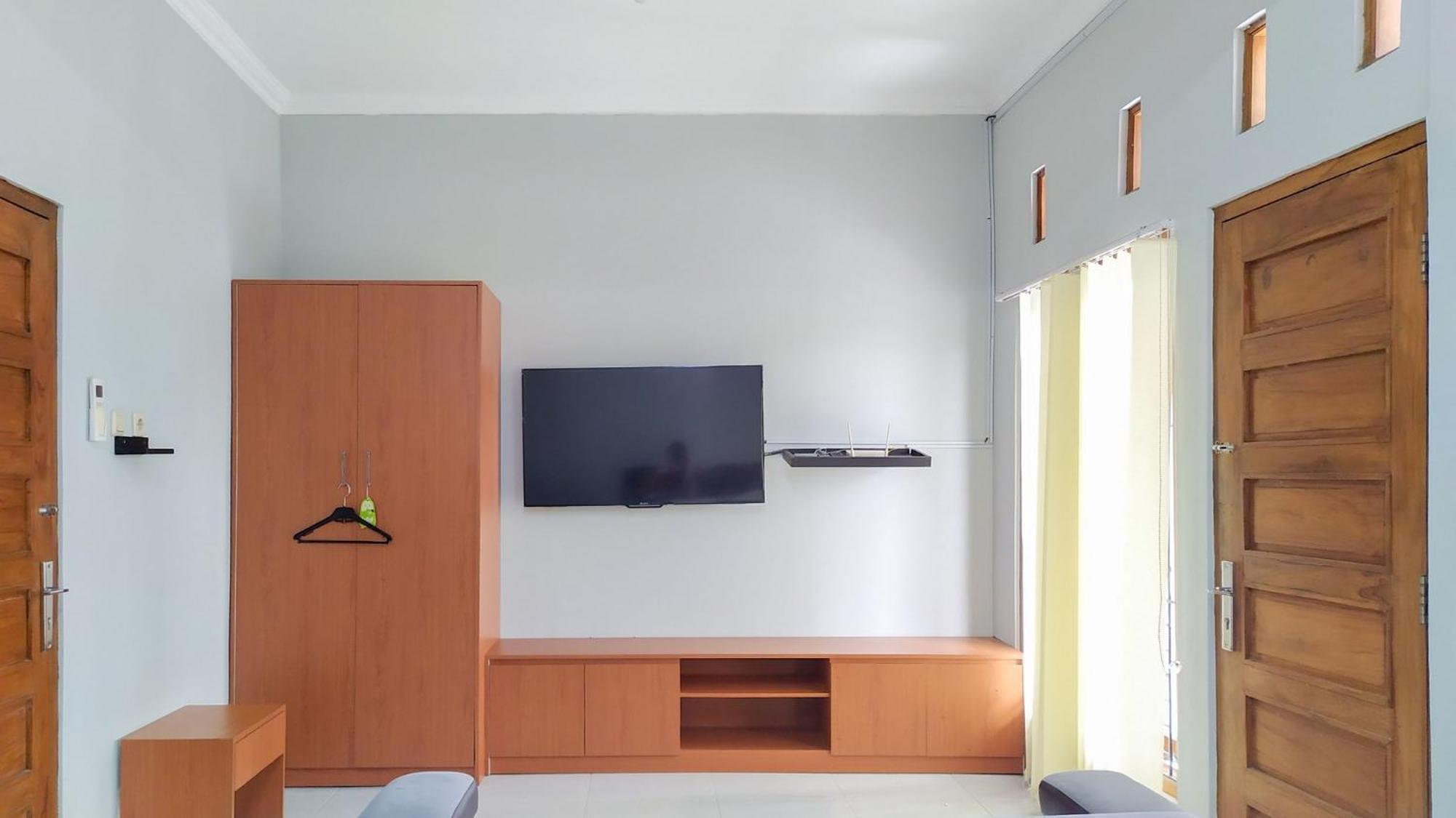 Hotel Omah Leren Mitra Reddoorz Near Gembiraloka Zoo Yogyakarta Exterior foto