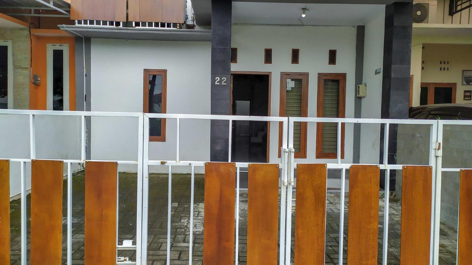 Hotel Omah Leren Mitra Reddoorz Near Gembiraloka Zoo Yogyakarta Exterior foto